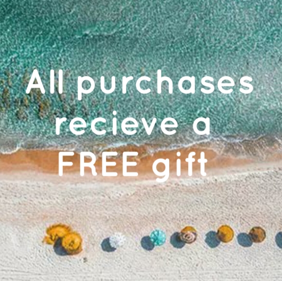 Fabulous statement peplum dress with stripes - Picture 11 of 12